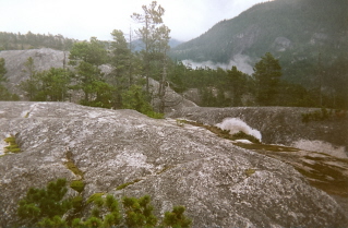 Centre Peak, Stawamus Chief Trail 1995-10.